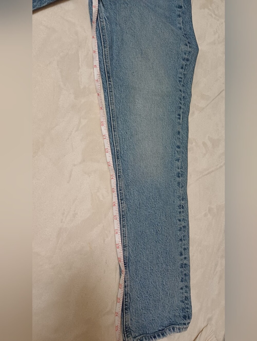 OFFERS ARE ACCEPTED | Zara Light Wash Straight Leg Jeans Women's US 6 EU 38 - Picture 6 of 9